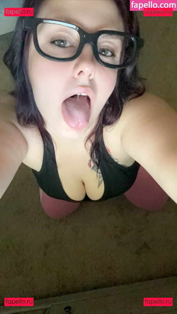 Beautybeast420 / https: / spiceykitty69 Onlyfans Photo Gallery 