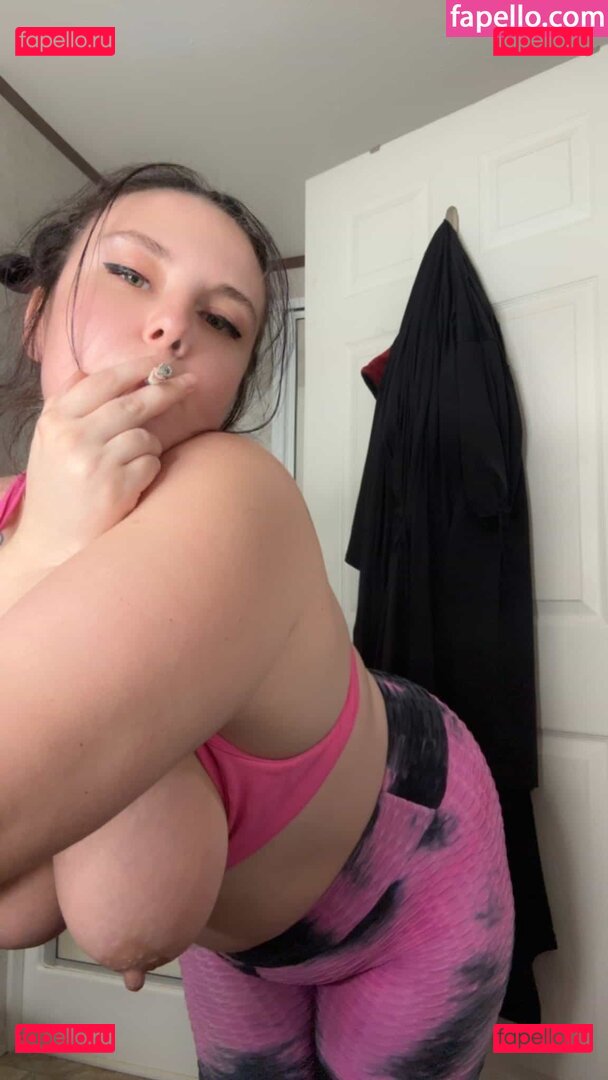 Beautybeast420 / https: / spiceykitty69 Onlyfans Photo Gallery 