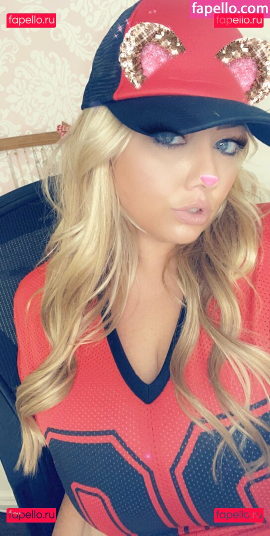 casssidyfree / finallyfreecassidy Onlyfans Photo Gallery 