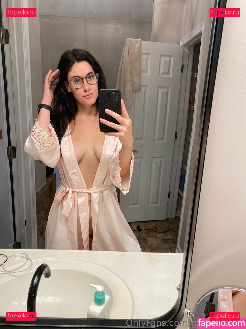 giannathorn Onlyfans Photo Gallery 