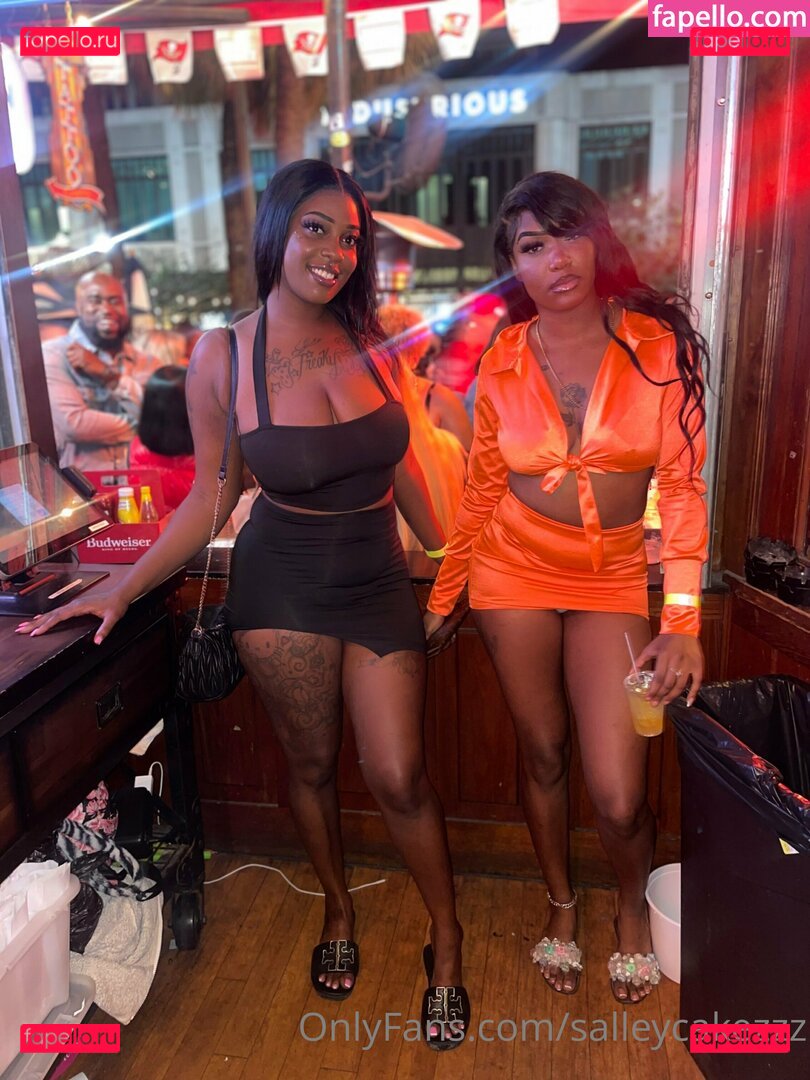 cakezzofficial / salleycakezzz Onlyfans Photo Gallery 