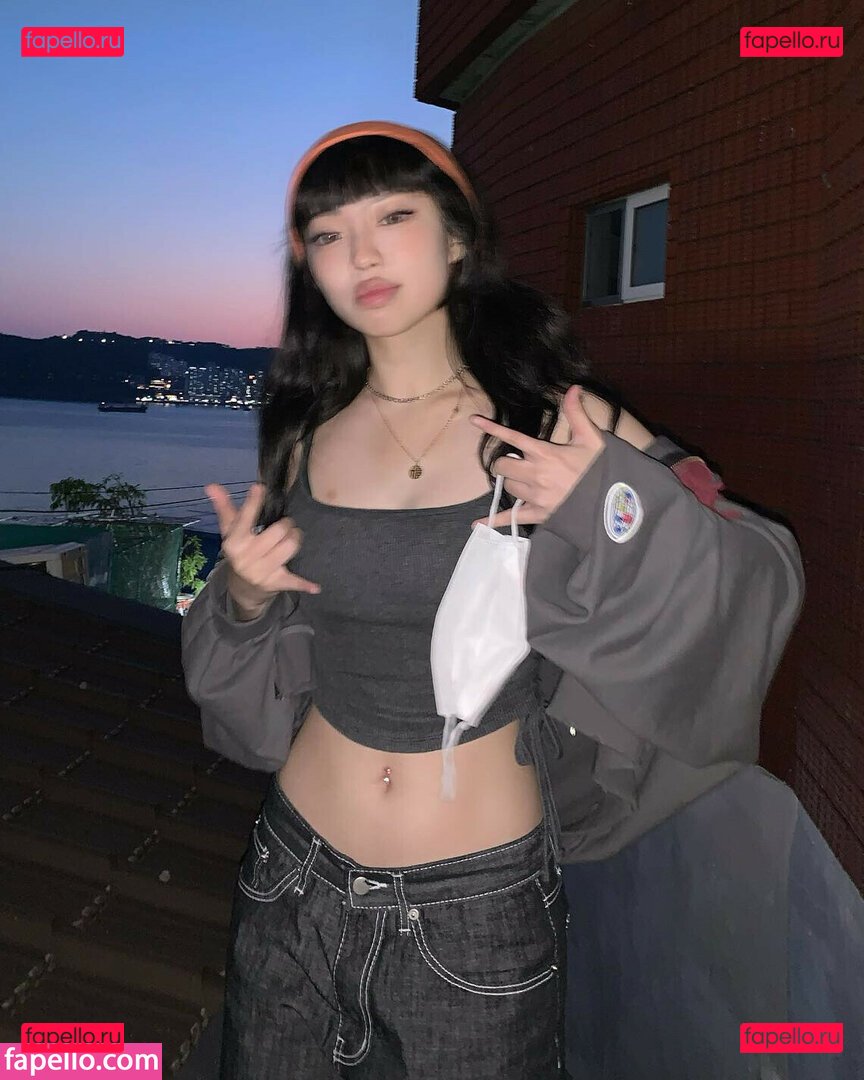 Yujin / yu.z33n Onlyfans Photo Gallery 