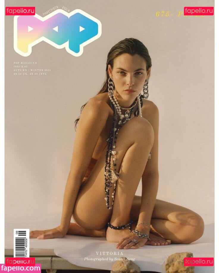 Vittoria Ceretti / vittoria Onlyfans Photo Gallery 