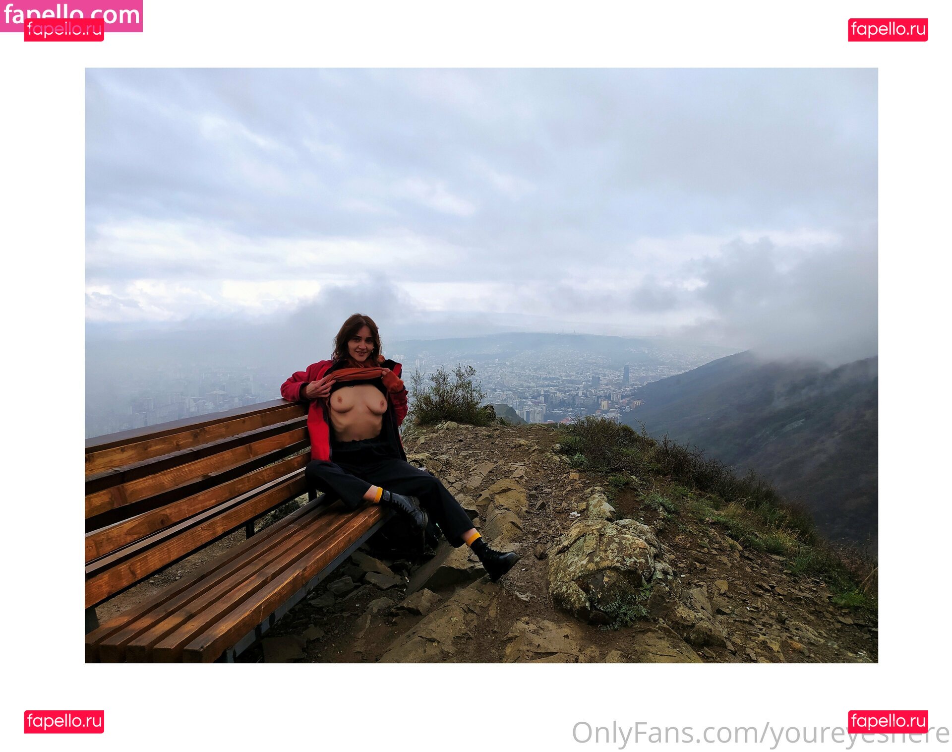 https: / youreyes_here / youreyeshere Onlyfans Photo Gallery 