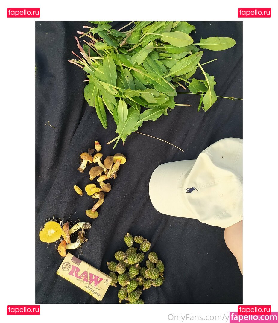 https: / youreyes_here / youreyeshere Onlyfans Photo Gallery 