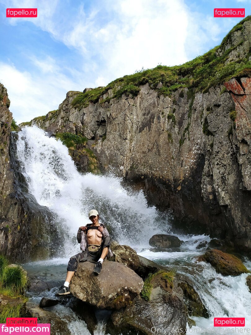 https: / youreyes_here / youreyeshere Onlyfans Photo Gallery 