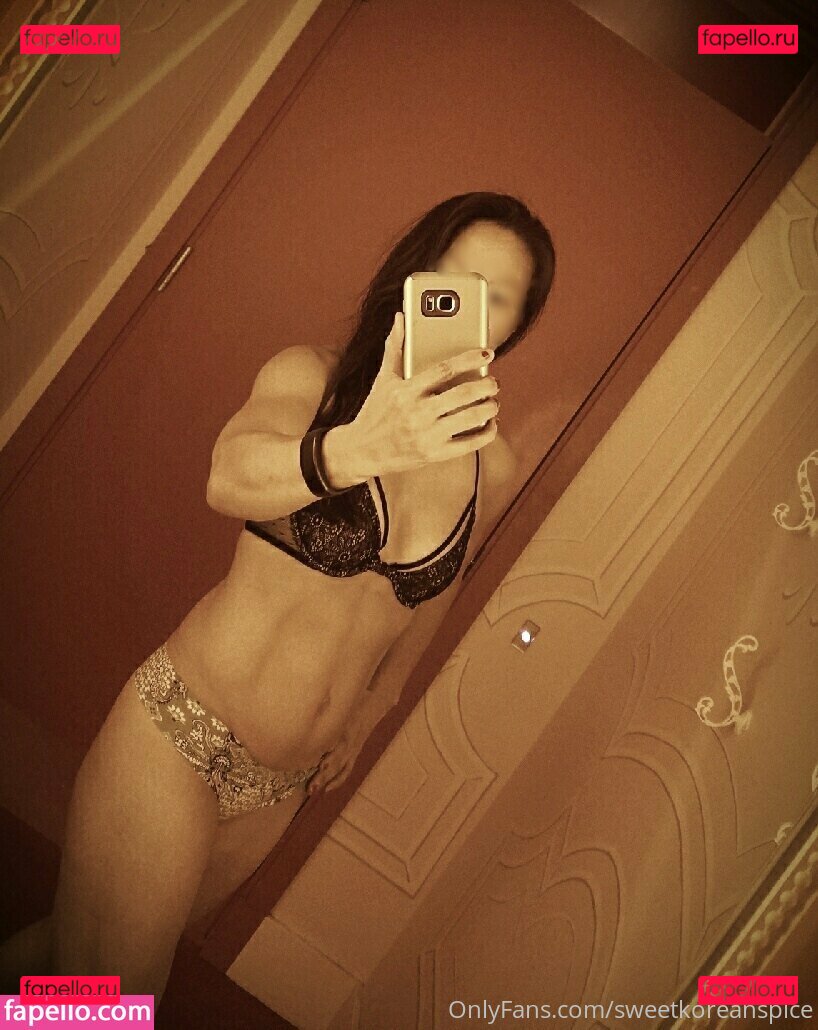 sjpye79 / sweetkoreanspice Onlyfans Photo Gallery 
