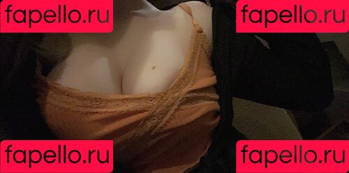 egrlfriend / sinnnsro Onlyfans Photo Gallery 