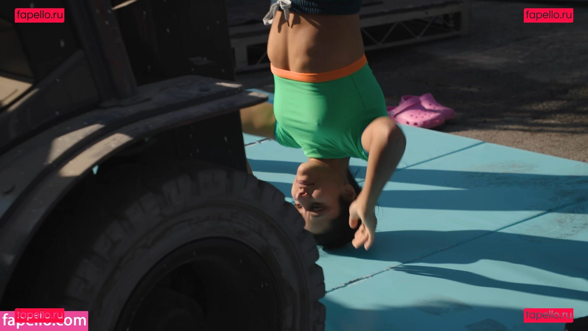 Michelle Khare / michellekhare Onlyfans Photo Gallery 