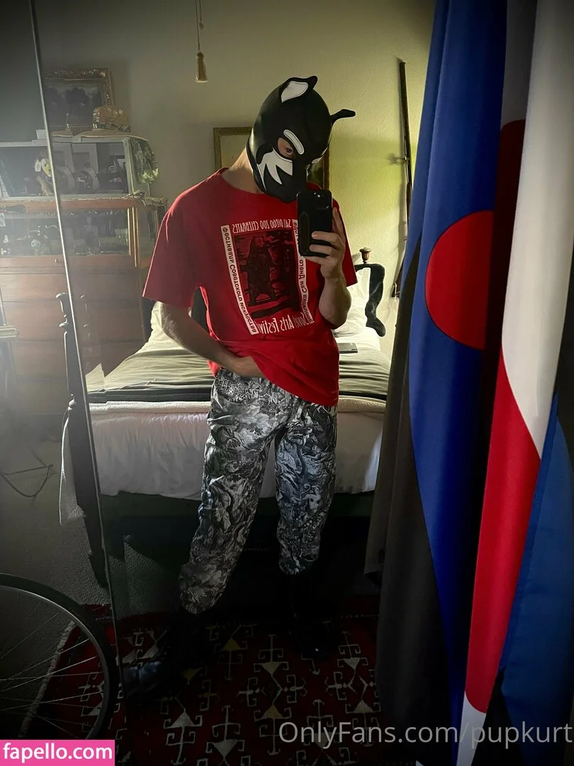 pupkurt Onlyfans Photo Gallery 