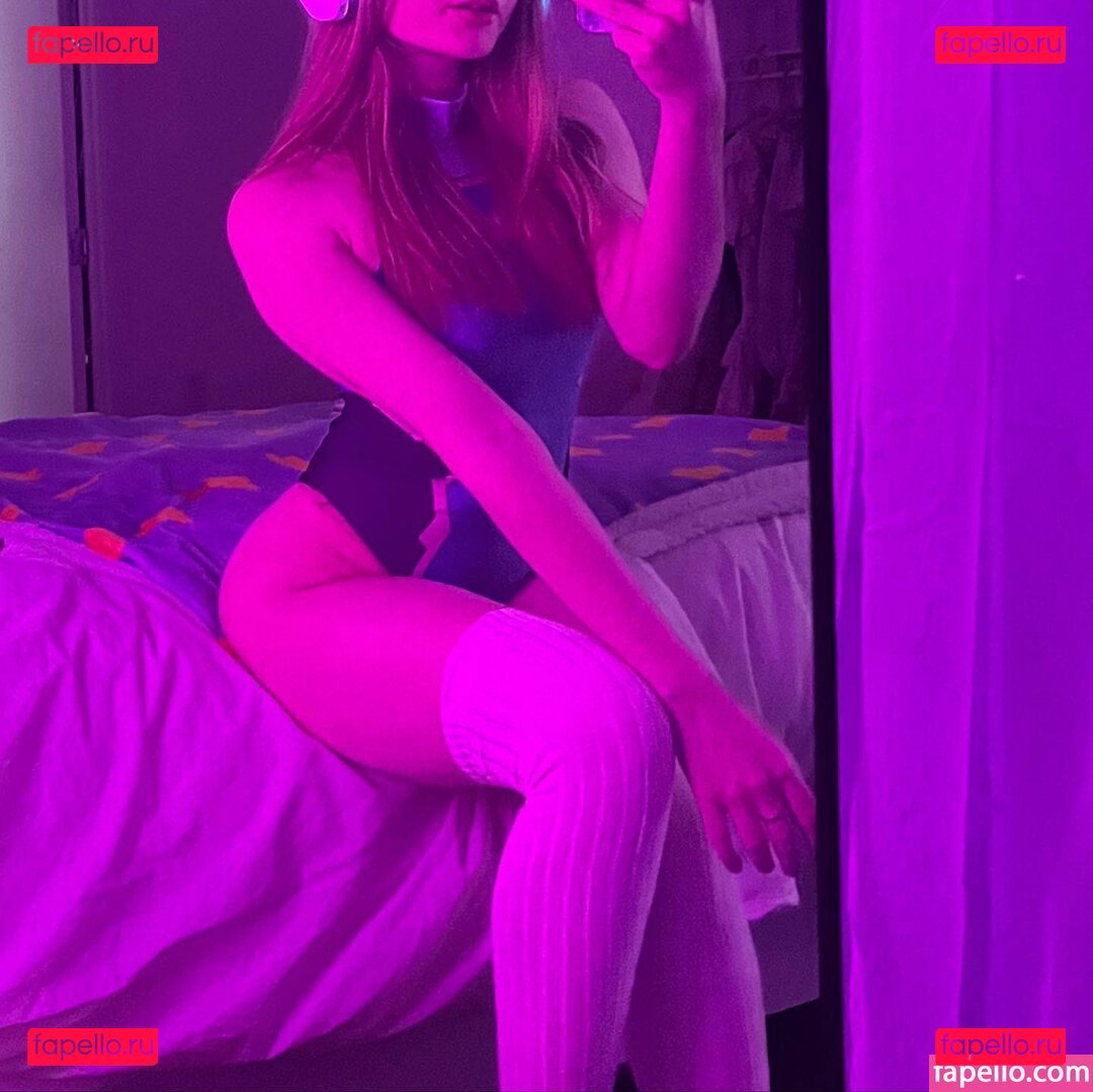 Comflly / comfy_li Onlyfans Photo Gallery 