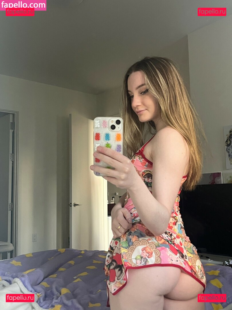 Comflly / comfy_li Onlyfans Photo Gallery 