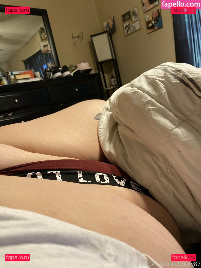 jenniebooty87 / jennieshinas87 Onlyfans Photo Gallery 