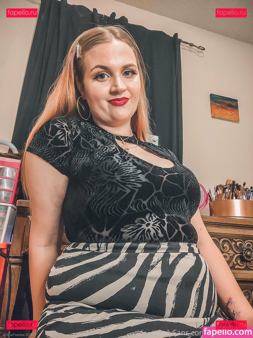 Kinky.Curvy.Kat / https: / kinkycurvykat Onlyfans Photo Gallery 