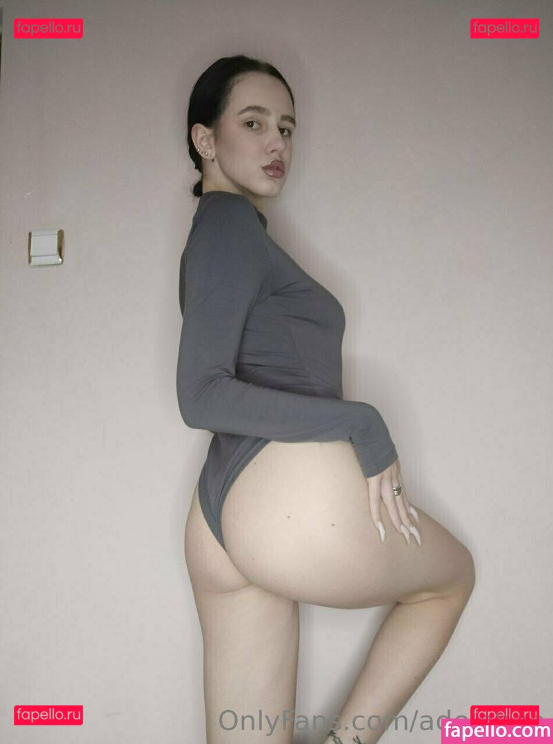 adele.bee / adelebee Onlyfans Photo Gallery 