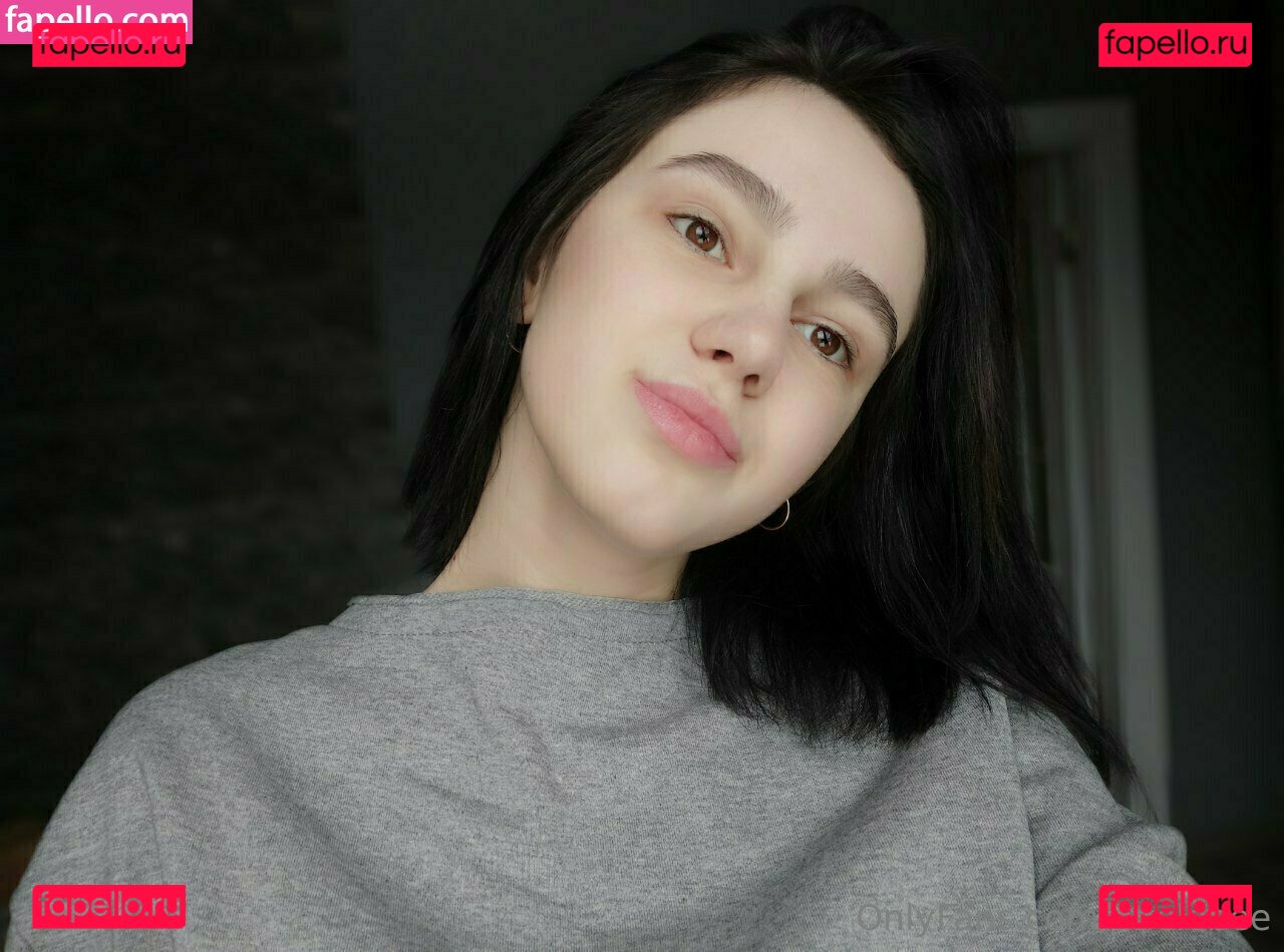 adele.bee / adelebee Onlyfans Photo Gallery 