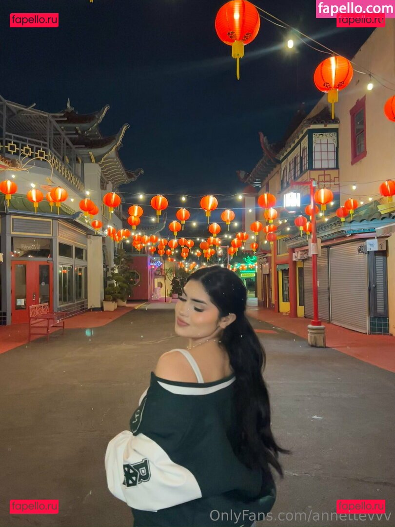 annettevasquezzz / annettevvv Onlyfans Photo Gallery 