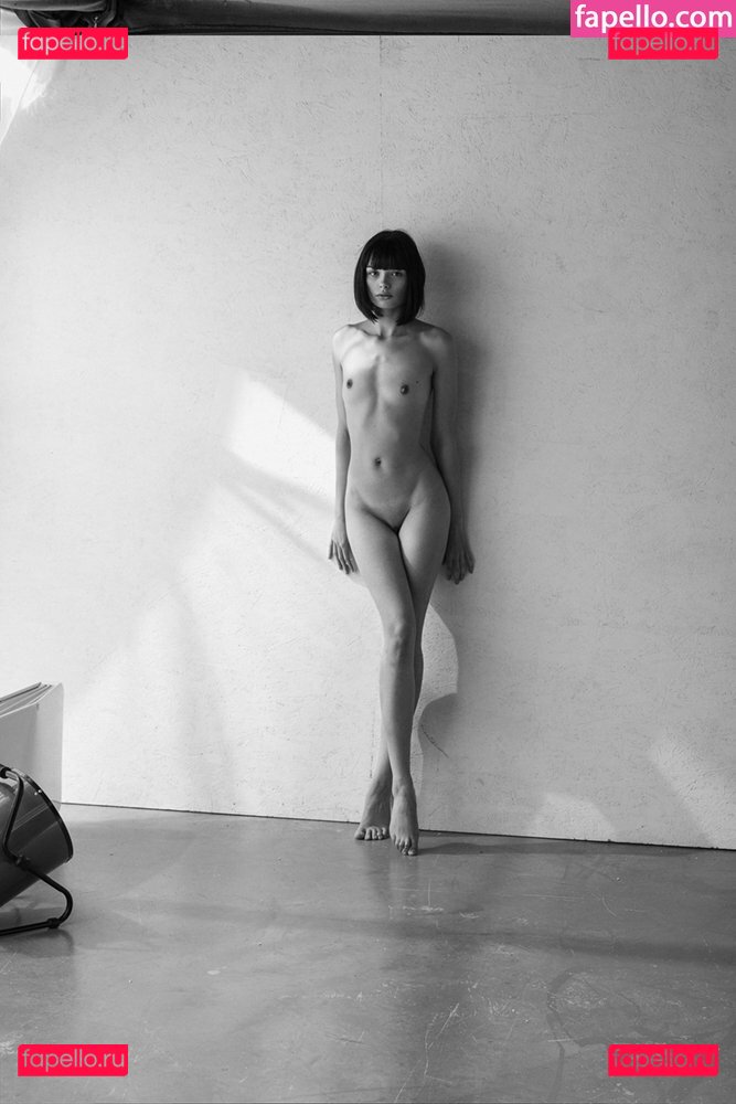 Marie Grippon / Mariegripponpro / mariegrippon Onlyfans Photo Gallery 