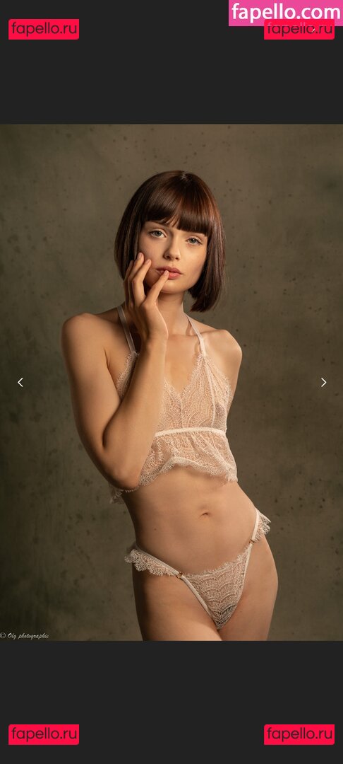 Marie Grippon / Mariegripponpro / mariegrippon Onlyfans Photo Gallery 