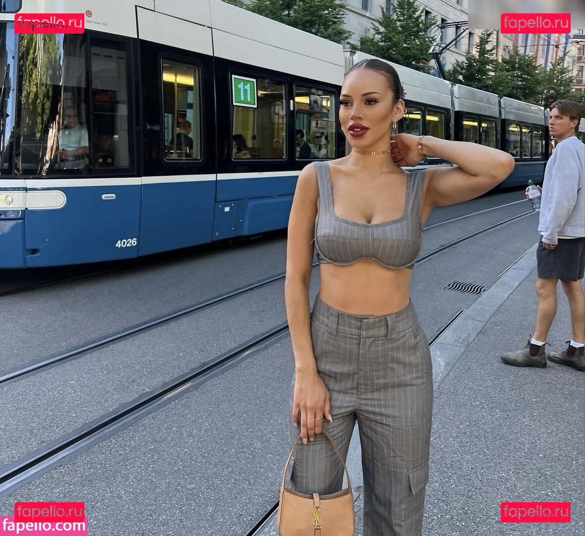 Ana Claudia / anaclaudiiaa7 Onlyfans Photo Gallery 