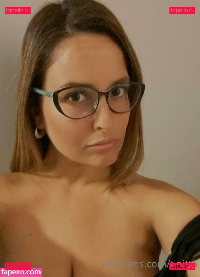 tinitta Onlyfans Photo Gallery 