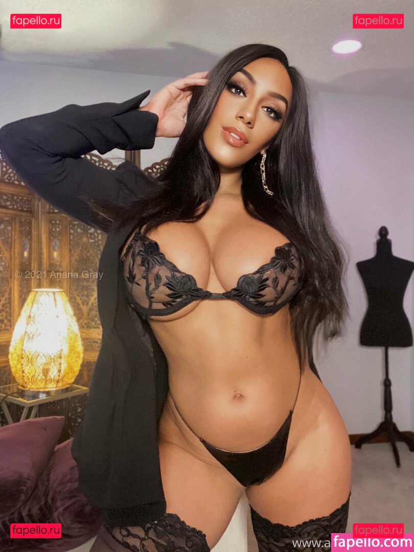 arianagrande / arianagrayfree Onlyfans Photo Gallery 