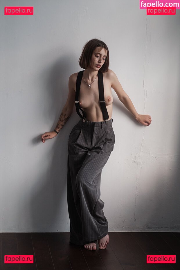 Call Me Elfa / call.me.elfa / call_me_elfa Onlyfans Photo Gallery 