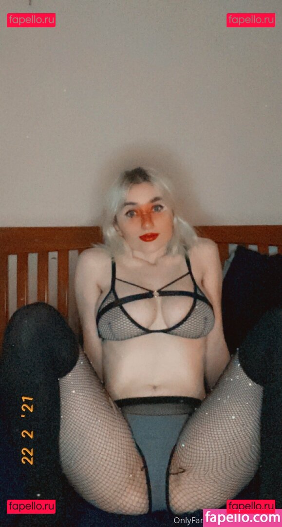 finalfaerie Onlyfans Photo Gallery 