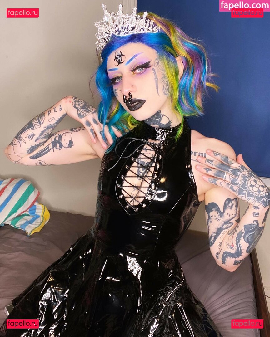 Piaisevil / https: Onlyfans Photo Gallery 