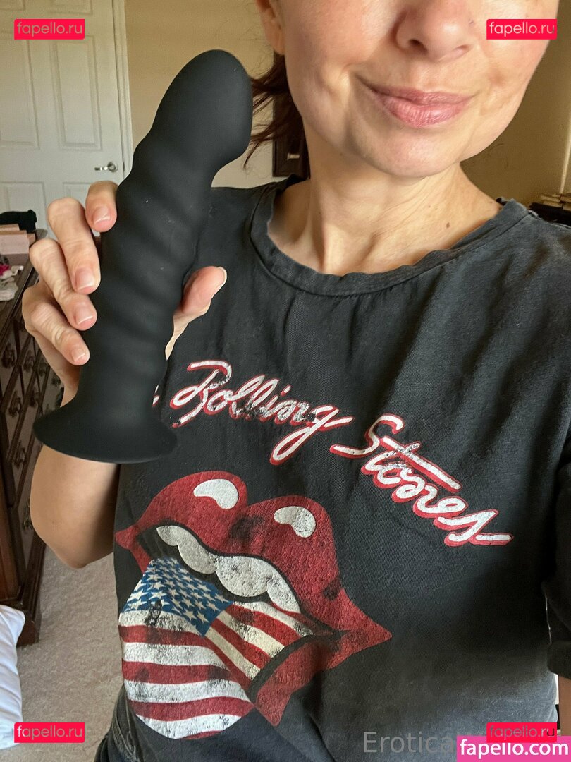 eroticawitheva / evolving_with_eve Onlyfans Photo Gallery 