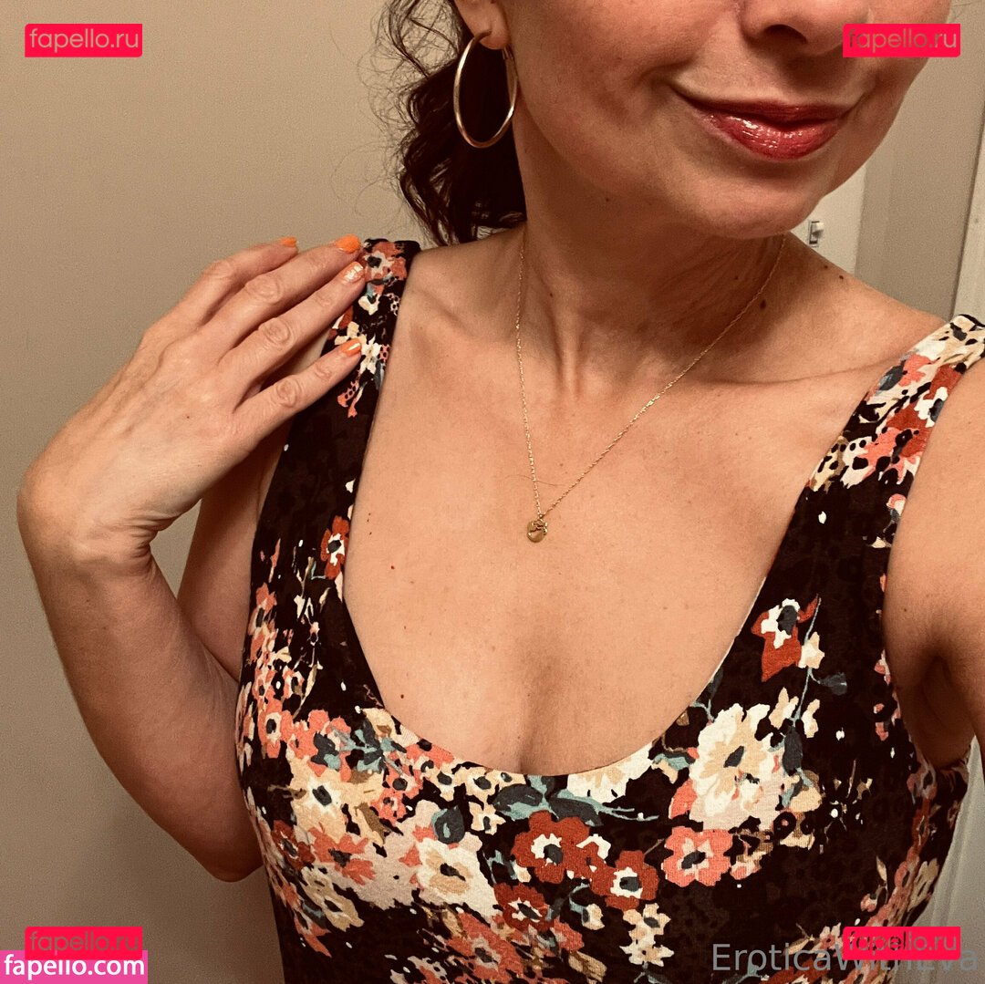 eroticawitheva / evolving_with_eve Onlyfans Photo Gallery 