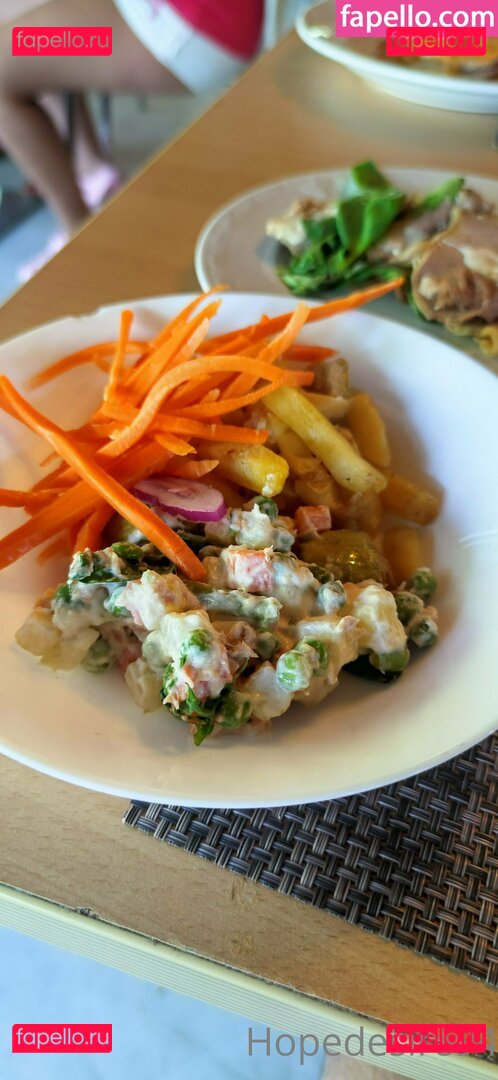 hopedesire94 / whoisdesi_ Onlyfans Photo Gallery 