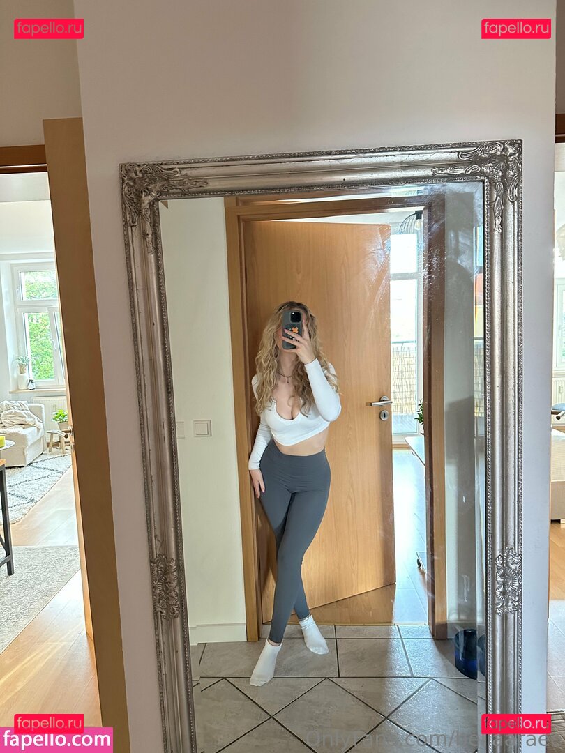 bellaaraee / bellaaraee_ Onlyfans Photo Gallery 