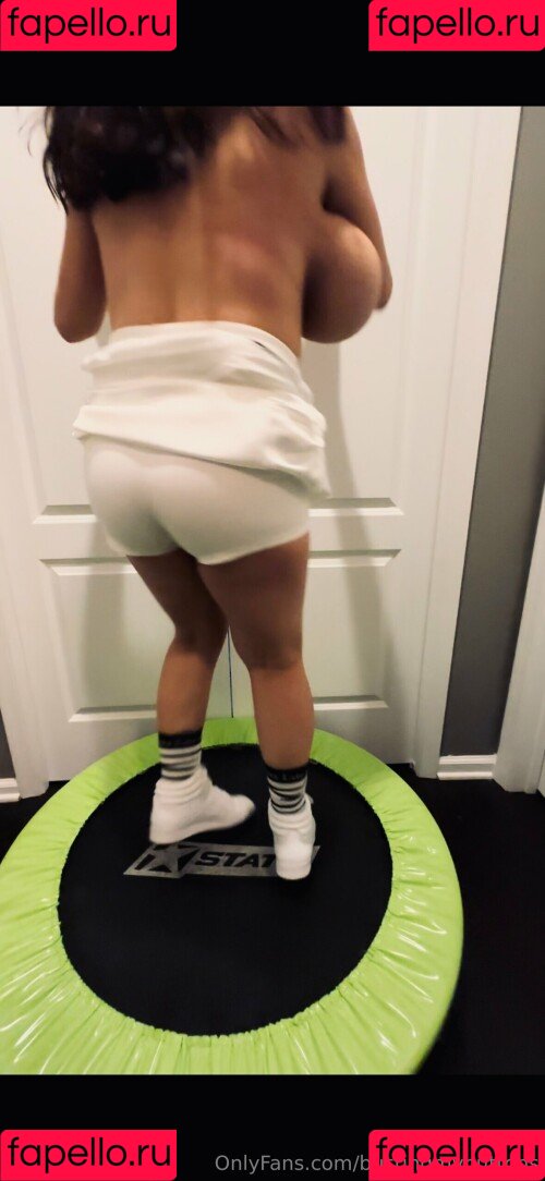 BustingMyButtons / https: Onlyfans Photo Gallery 