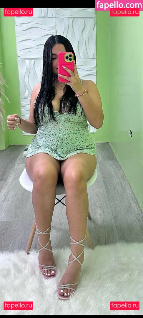 adrieamb / adripiecitos Onlyfans Photo Gallery 