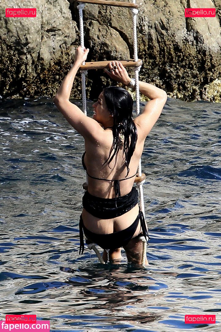 Michelle Rodriguez / mrodofficial Onlyfans Photo Gallery 
