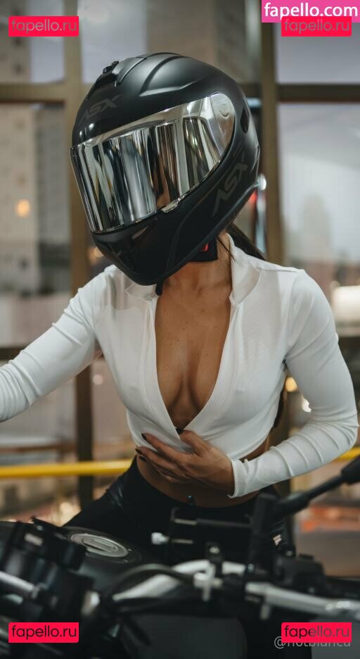 fitbia / fitbit Onlyfans Photo Gallery 