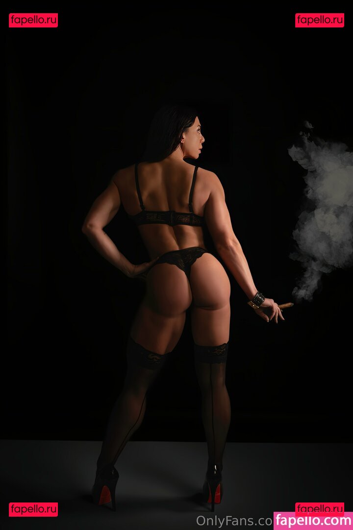 elena_fox_fit / elenaxfox Onlyfans Photo Gallery 