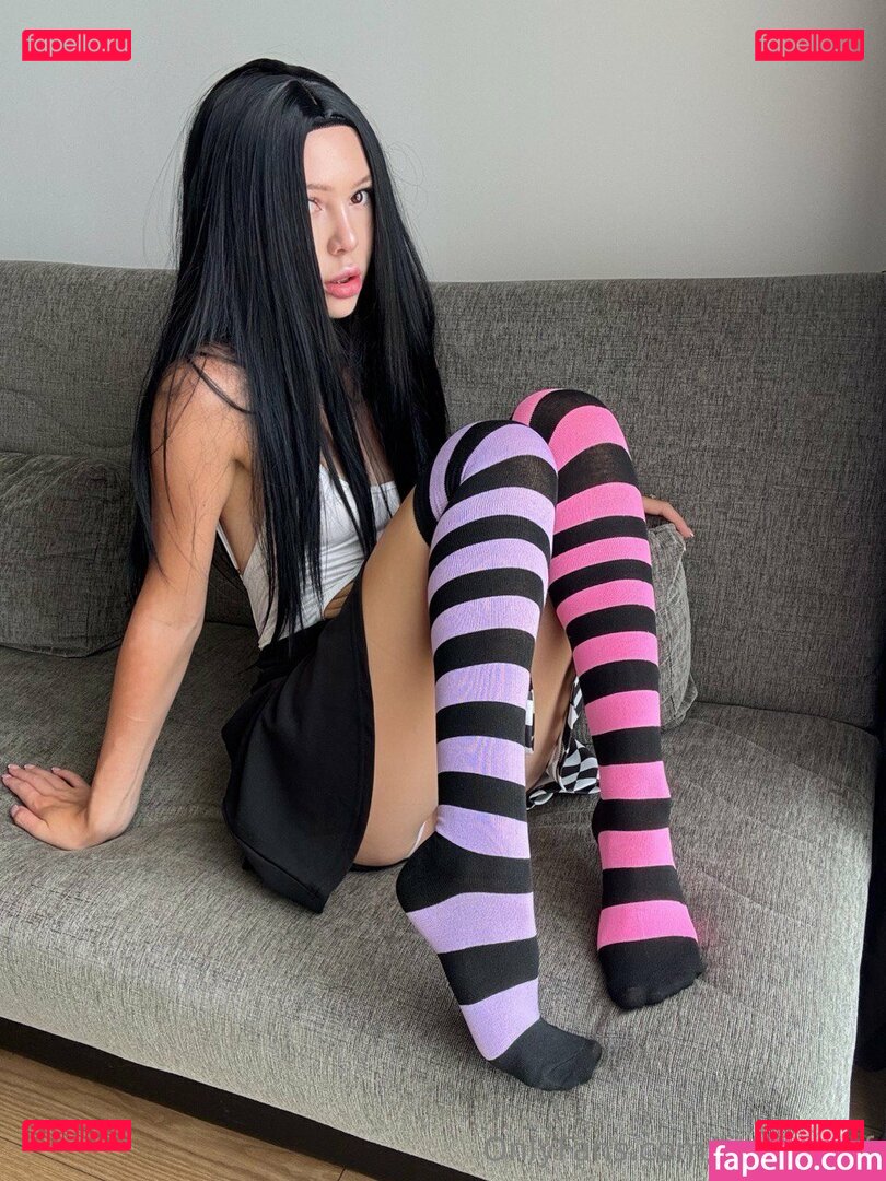 liateaseof Onlyfans Photo Gallery 