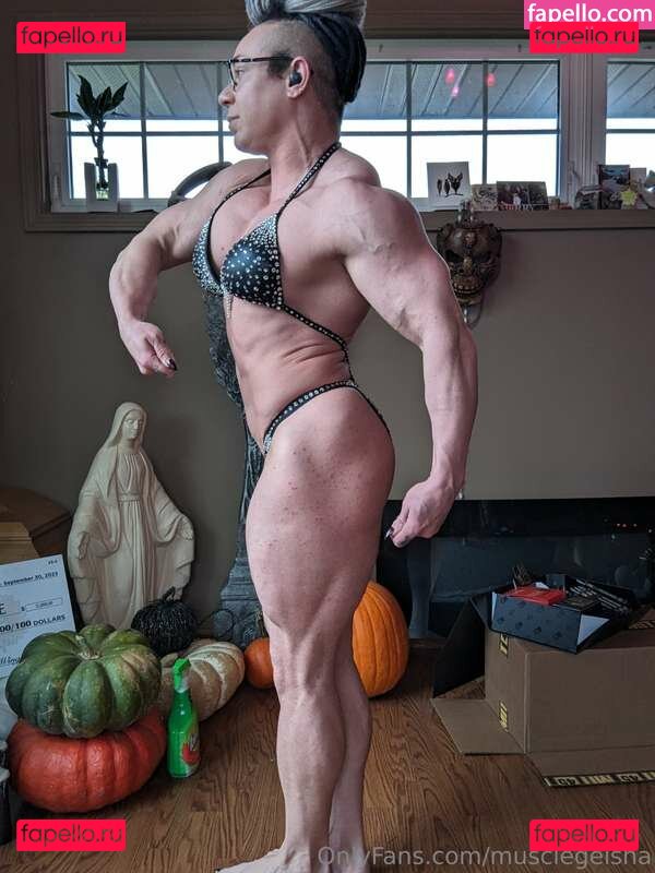 https: / ifbb_pro_yeo / musclegeisha Onlyfans Photo Gallery 