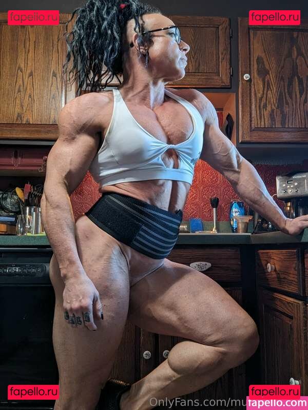 https: / ifbb_pro_yeo / musclegeisha Onlyfans Photo Gallery 