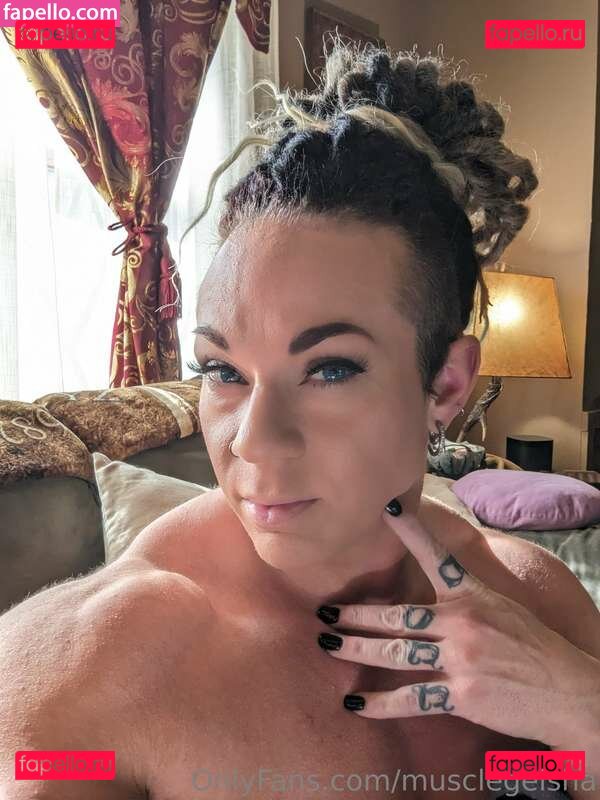 https: / ifbb_pro_yeo / musclegeisha Onlyfans Photo Gallery 