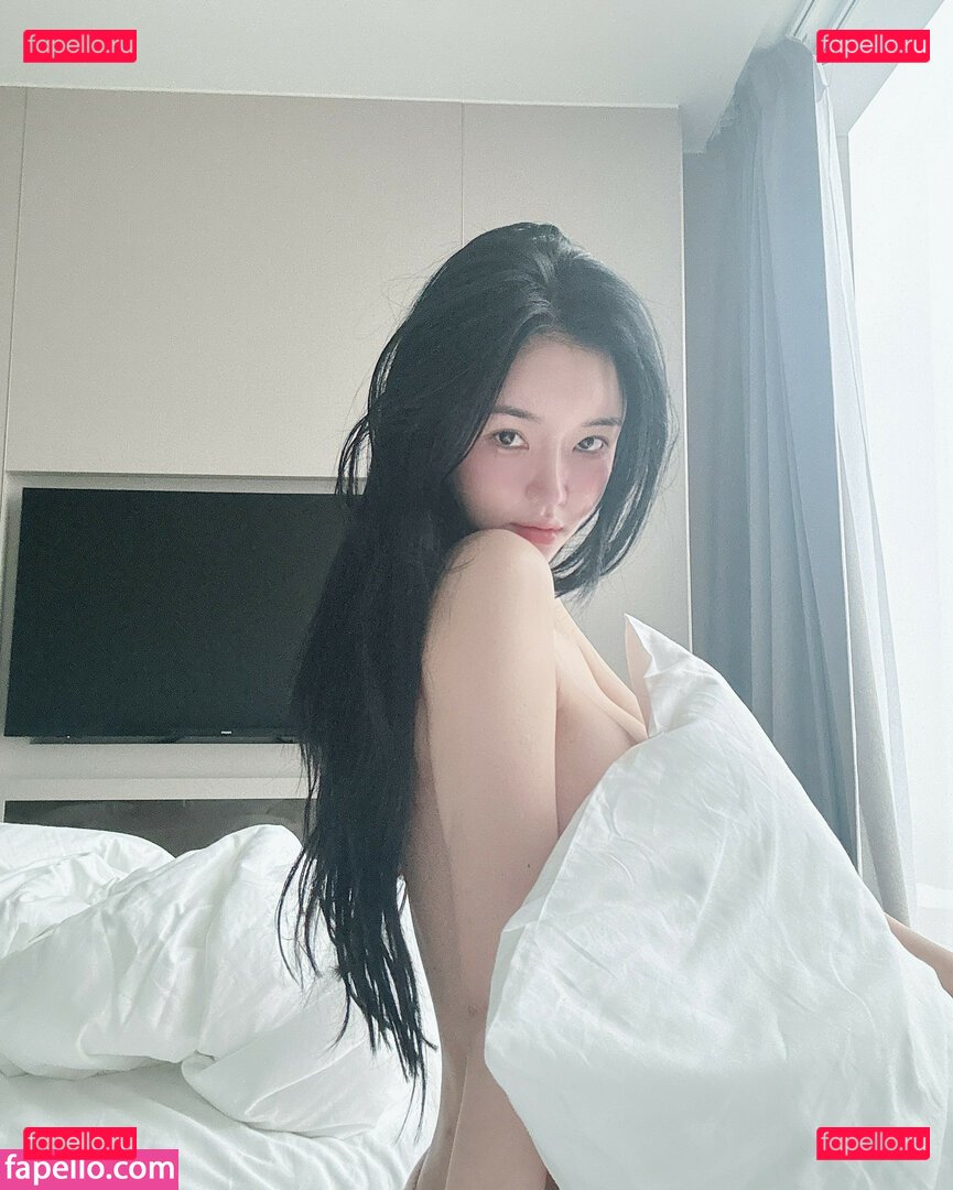 minhanna Onlyfans Photo Gallery 