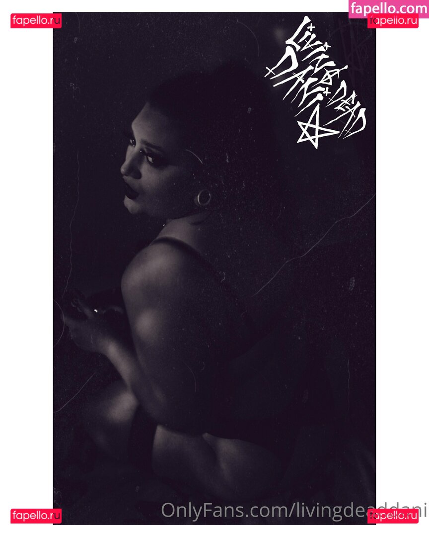 livingdeaddani / livingdeaddollspictures Onlyfans Photo Gallery 