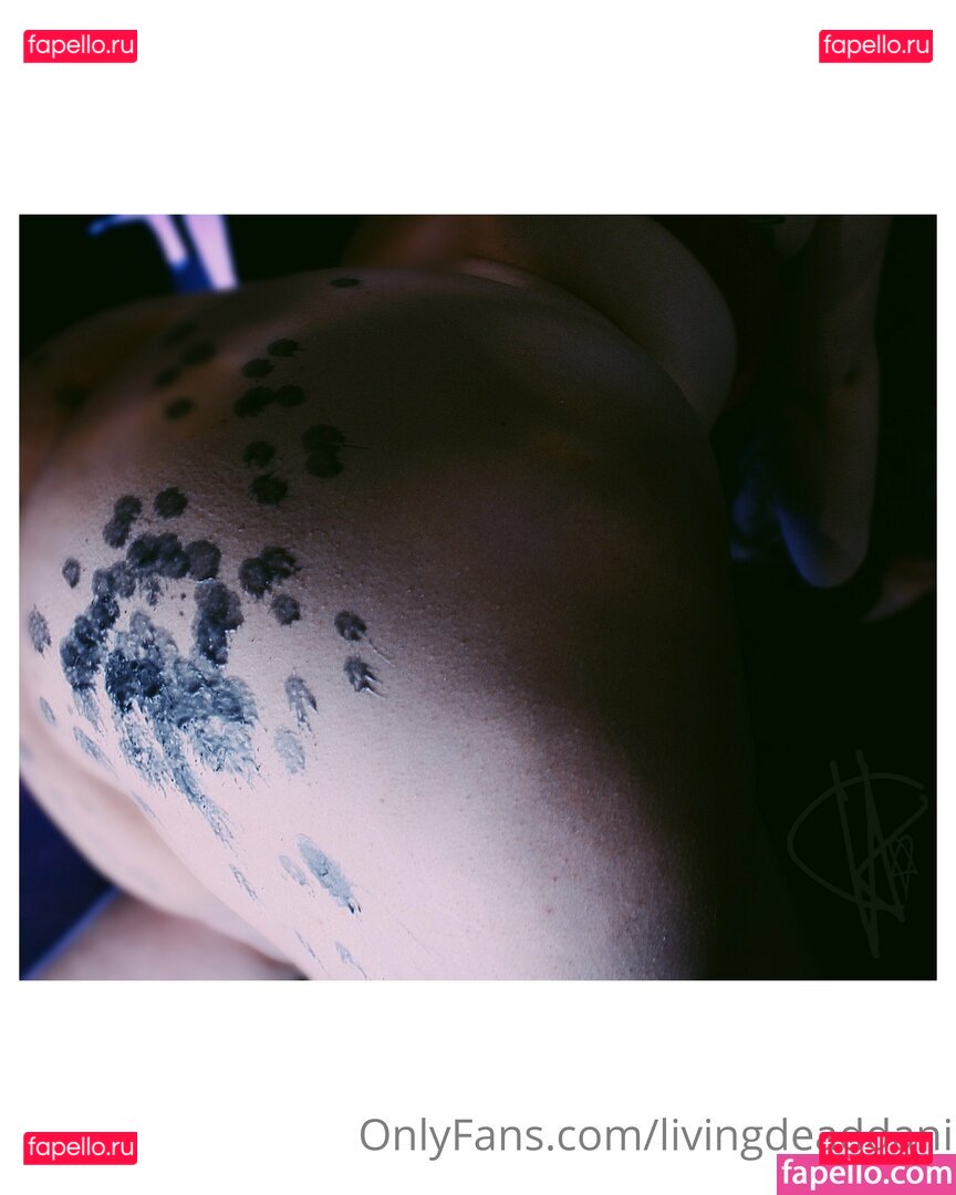 livingdeaddani / livingdeaddollspictures Onlyfans Photo Gallery 