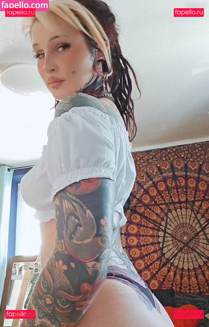 Katzinger / katzinger_ Onlyfans Photo Gallery 