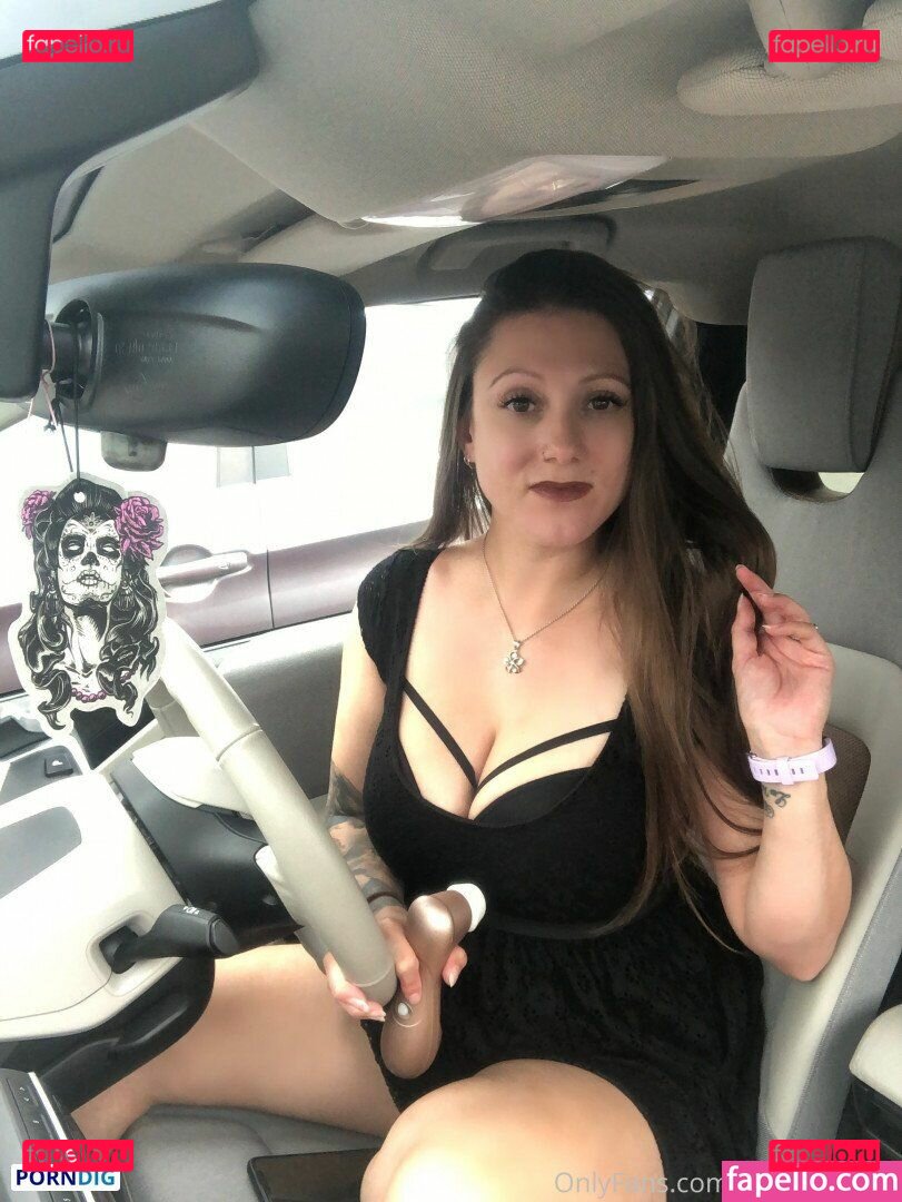 _suzielove / suzie212love Onlyfans Photo Gallery 