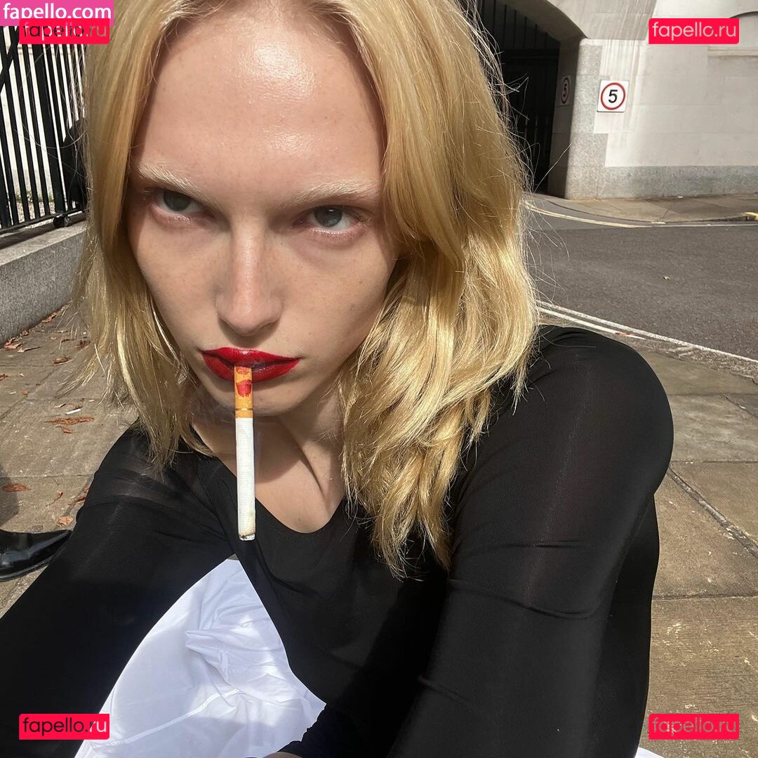 Alex Consani / alexconsani Onlyfans Photo Gallery 