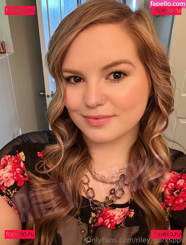 Riley Parks / https: / riley_parks / riley_parksof Onlyfans Photo Gallery 