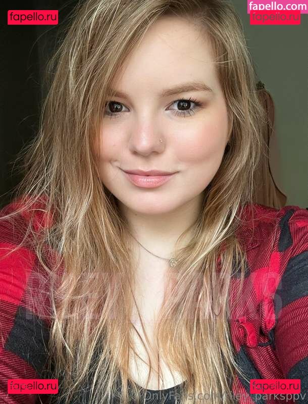 Riley Parks / https: / riley_parks / riley_parksof Onlyfans Photo Gallery 